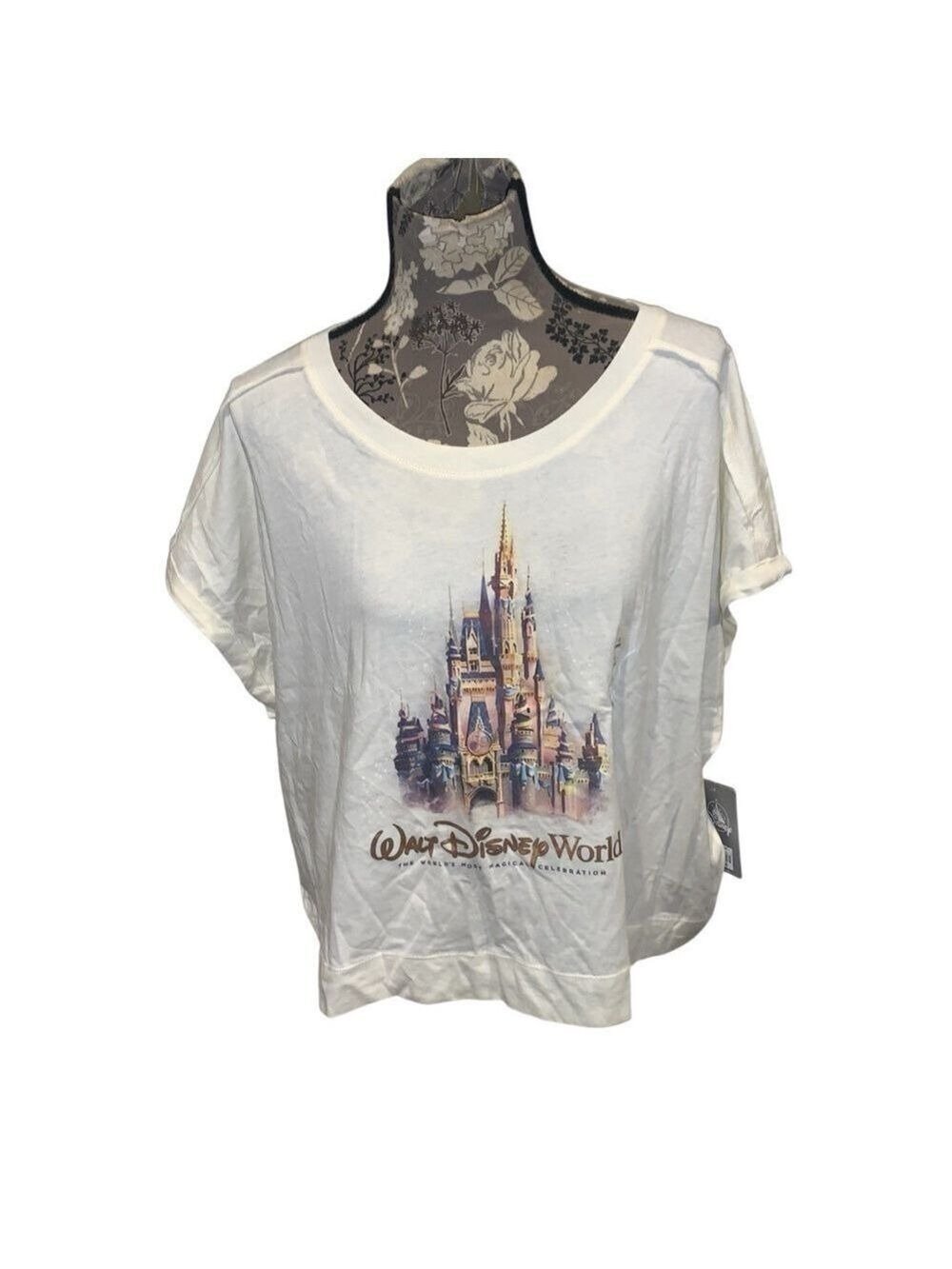 WALT DISNEY WORLD Cream 50th Anniversary Castle T-shirt Short Sleeve large NWT
